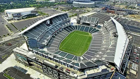 米蘭總教練馬爾蒂尼突遭解雇，決策劇變引關注